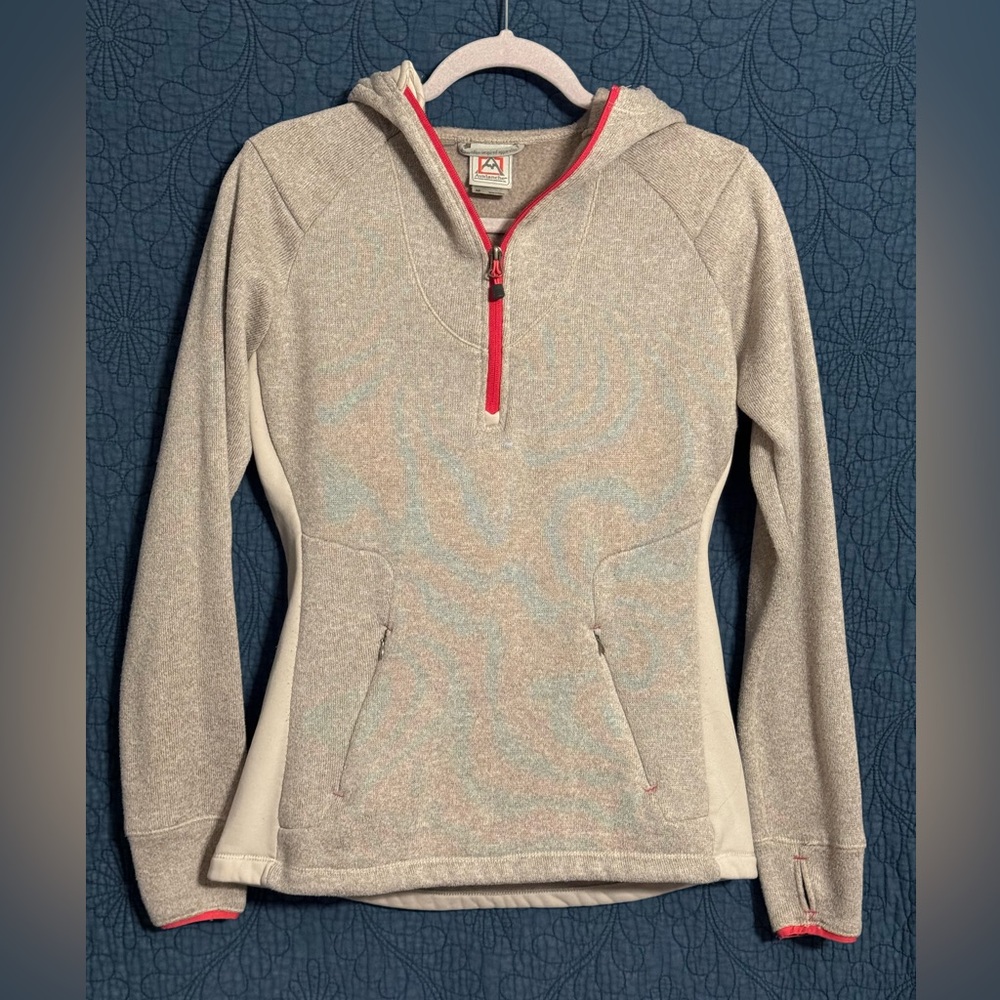 Avalanche size Medium hoodie